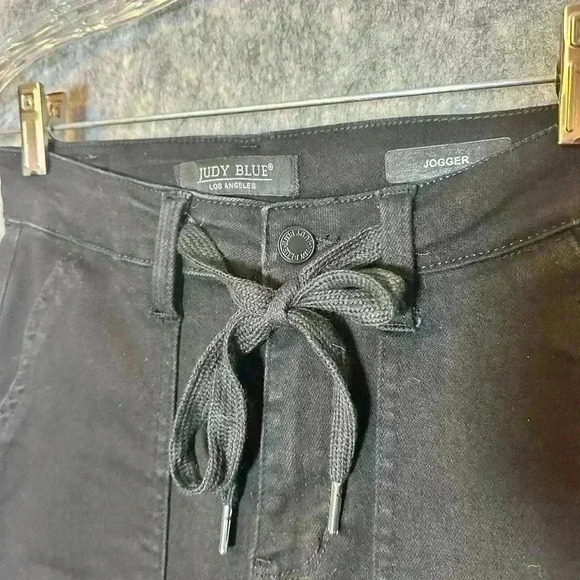 Judy Blue Black Denim Jogger - Size 0 - Picture 2 of 8